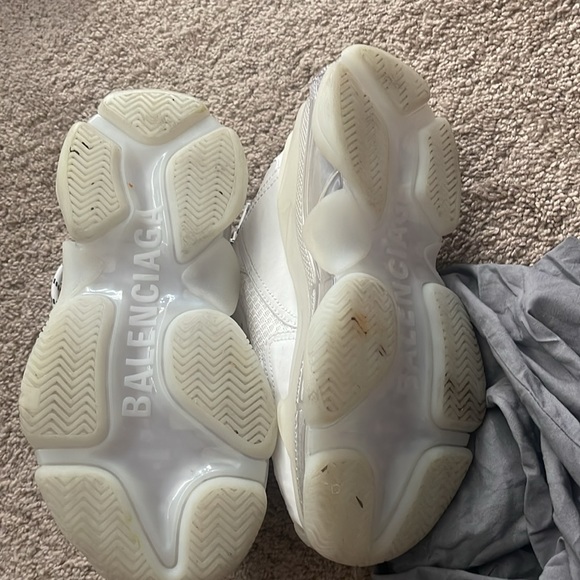 Selling balenciaga trip ssss with clear soles “gently used” - Picture 4 of 5